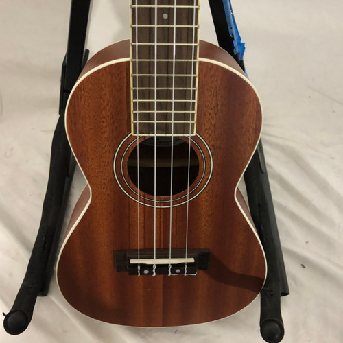 Vist Large View of Product Image Which is Used Lanikai LU22 Ukulele Wood