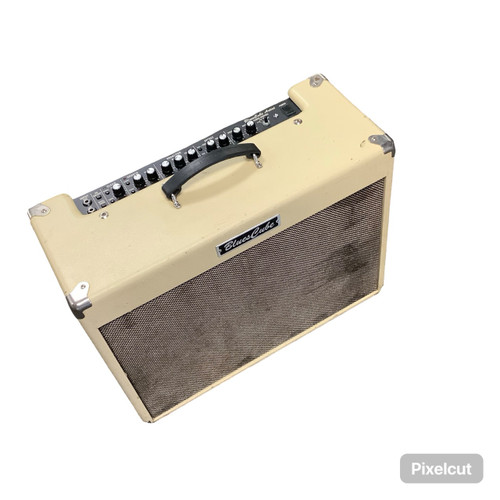 Vist Large View of Product Image Which is Used Roland BLUESCUBE ARTIST 1 x 12 Solid State Amplifier 1 x 12