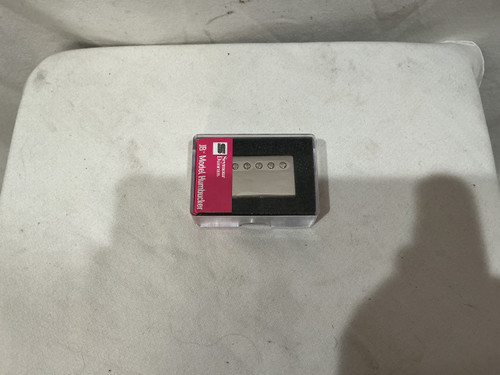 Vist Large View of Product Image Which is Used Seymour Duncan SH-4 JB Guitar Pickup