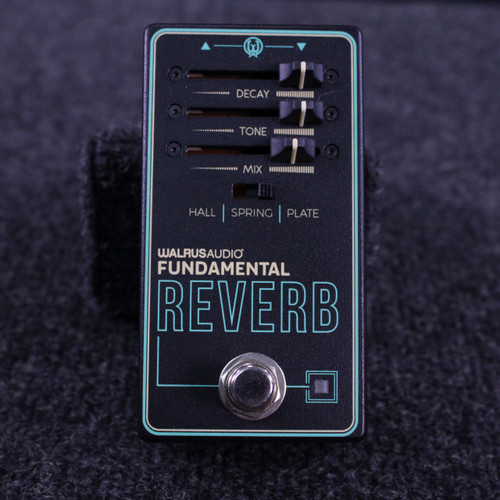 Vist Large View of Product Image Which is Used Walrus Audio FUNDAMENTAL REVERB Reverb Pedal