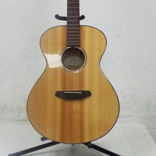 Vist Large View of Product Image Which is Used Breedlove discovery LH  Acoustic Guitar Wood