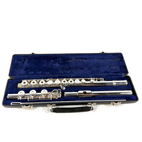 Vist Large View of Product Image Which is Used Gemeinhardt 3SHB Open Holed Inline G Silver Head Flute 