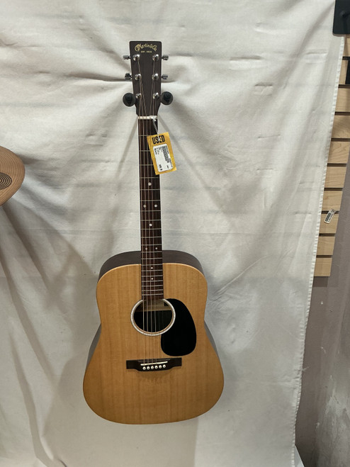 Vist Large View of Product Image Which is Used Martin DX2 Solid Top Acoustic Guitar Natural