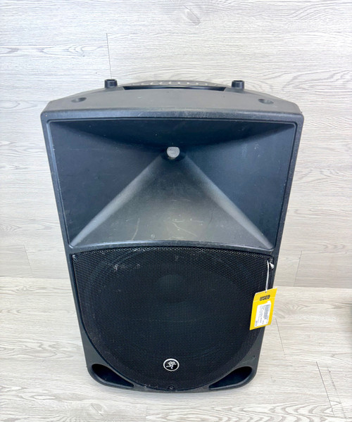 Vist Large View of Product Image Which is Used Mackie THUMP 15 SINGLE SPEAKER Powered Full Range Speaker Cabinet