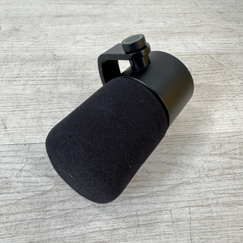 Vist Large View of Product Image Which is Used Mackie EM-99B - Cardioid Dynamic Broadcast Microphone