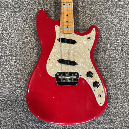 Vist Large View of Product Image Which is Used FENDER DUO SONIC MIM Electric Guitar