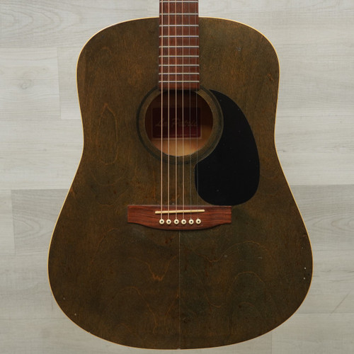 Vist Large View of Product Image Which is Used La Patrie Trans Black Vintage Solid Top Acoustic Guitar Black