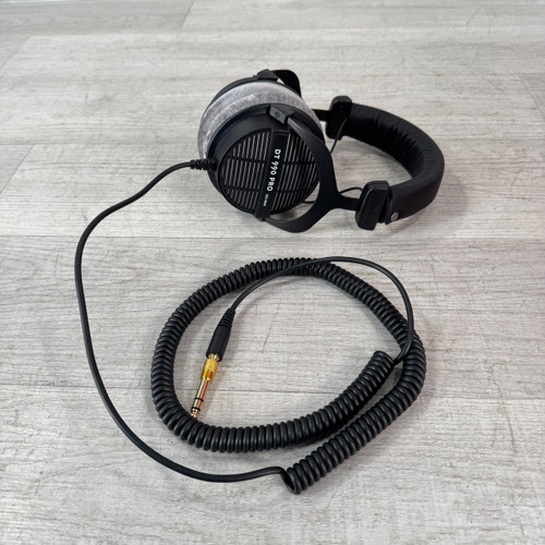 Vist Large View of Product Image Which is Used Beyerdynamic DT 990 Pro Studio Headphones