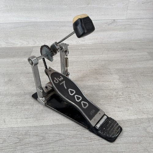 Vist Large View of Product Image Which is Used DW 7000 Single Bass Drum Pedal