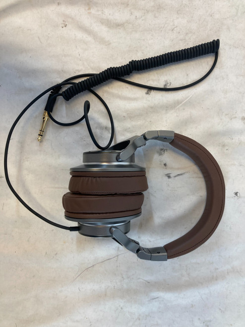 Vist Large View of Product Image Which is Used Behringer BH470 STUDIO HEADPHONES 