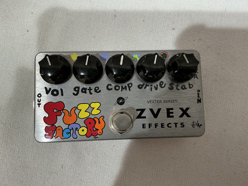 Vist Large View of Product Image Which is Used Zvex VEXTER FUZZ FACTORY Fuzz Pedal