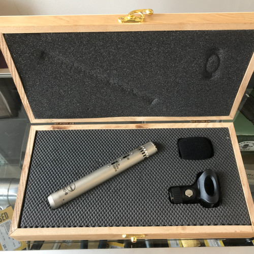 Vist Large View of Product Image Which is Used Peluso CEMC-6 W CASE Condenser Microphone