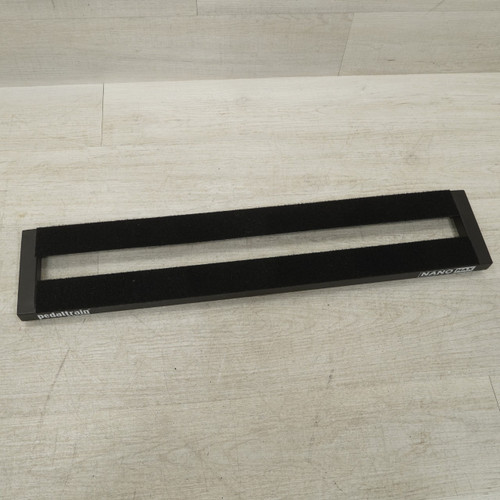 Vist Large View of Product Image Which is Used Pedaltrain Nano Max Pedal Board