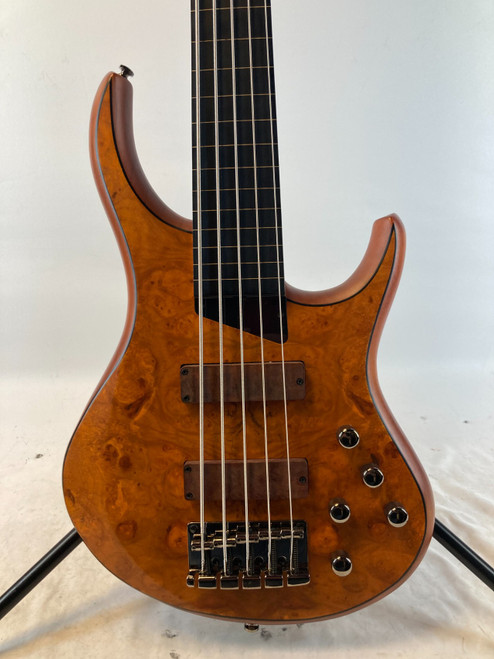Vist Large View of Product Image Which is Used MTD Kingston Z5 Fretless Bass