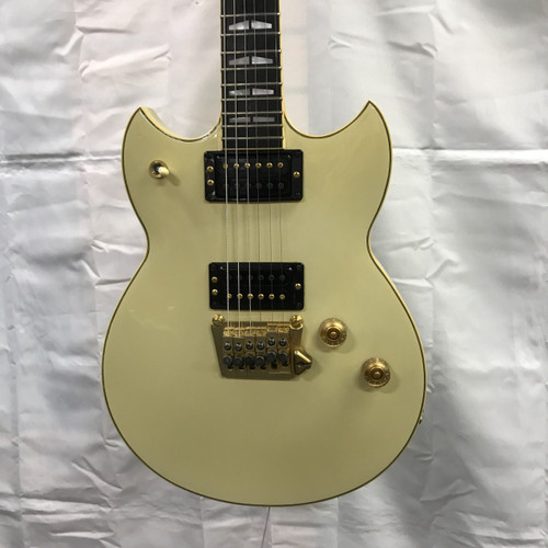 Vist Large View of Product Image Which is Used Yamaha SG-1300T Vintage SG Type Electric Guitar White 6-String