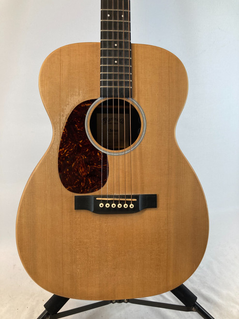 Vist Large View of Product Image Which is Used Martin X Series 00X1AE Left Handed