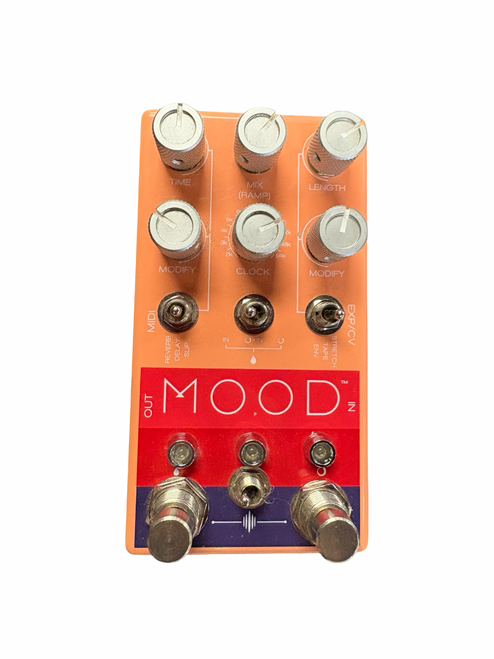 Vist Large View of Product Image Which is Used Chase Bliss Audio MOOD Guitar Effects Pedal