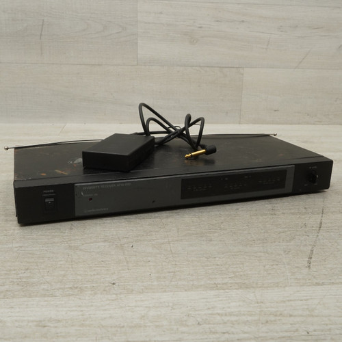 Vist Large View of Product Image Which is Used Audio Technica Atw-r10/t31 Rackmount Instrument Wireless