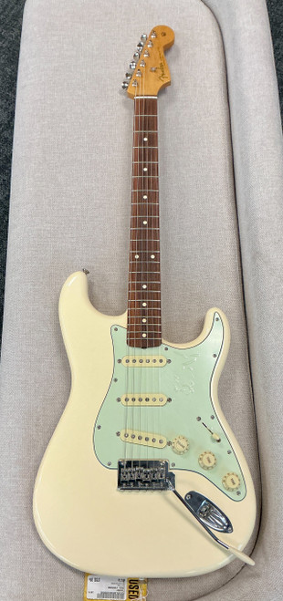 Vist Large View of Product Image Which is Used Fender 2021 VINTERA S Type Electric Guitar White 6-String