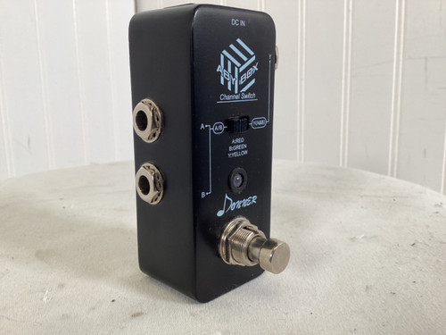 Vist Large View of Product Image Which is Used Donner ABY BOX A/B/Y Switch