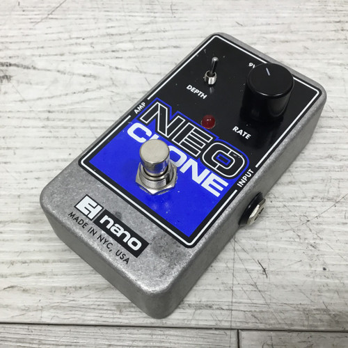 Vist Large View of Product Image Which is Used Electro Harmonix Neo Clone Chorus Pedal