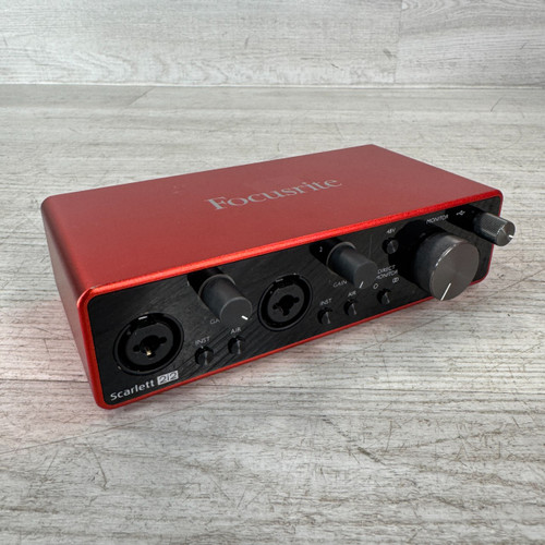 Vist Large View of Product Image Which is Used Focusrite Scarlett 2i2 3rd Gen - USB Audio Interface