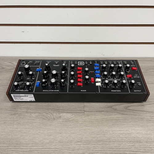Vist Large View of Product Image Which is Used Behringer MODEL D W/AC Compact Synthesizer Compact