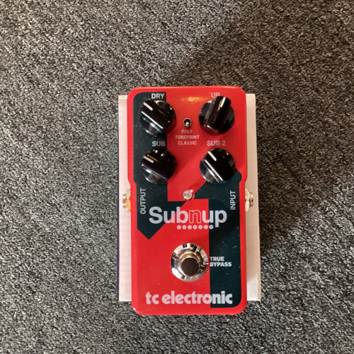 Vist Large View of Product Image Which is Used TC Electronic SUB N UP OCTAVE Guitar Effects Pedal