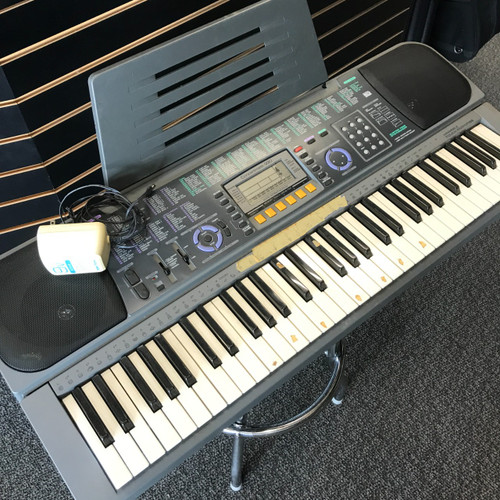 Vist Large View of Product Image Which is Used Radio Shack CONCERTMATE 990 61-Key Keyboard 61-Key