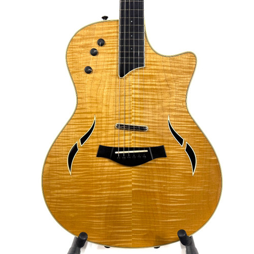 Vist Large View of Product Image Which is Used Taylor T5-S1 Standard Maple Acoustic Guitar Natural