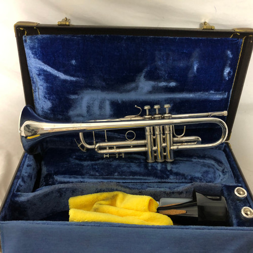 Vist Large View of Product Image Which is Used Bach STRADIVARIUS MODEL 37 Vintage Trumpet