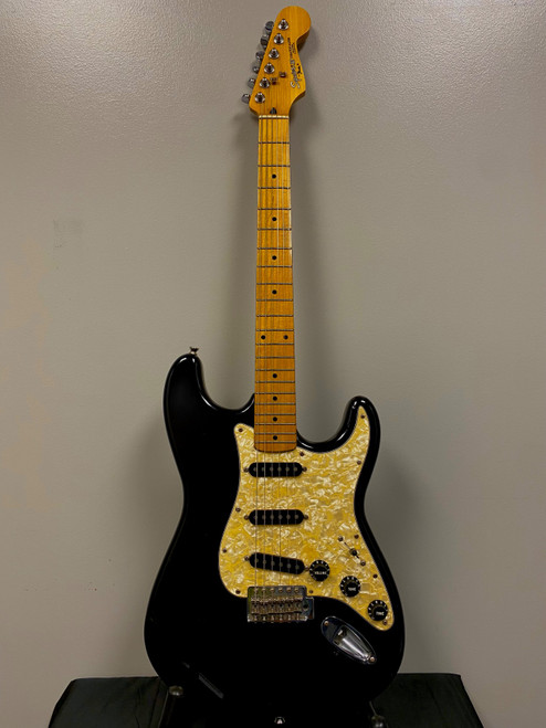 Vist Large View of Product Image Which is Used Squier II STRATOCASTER MIK S Type Electric Guitar Black 6-String