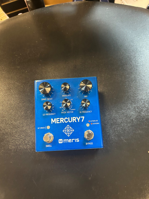 Vist Large View of Product Image Which is Used Meris MERCURY7 Guitar Effects Pedal