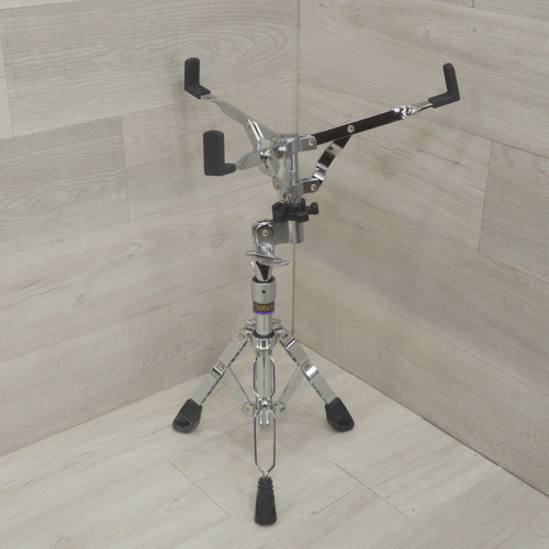 Vist Large View of Product Image Which is Used Yamaha SS-650WA Snare Stand