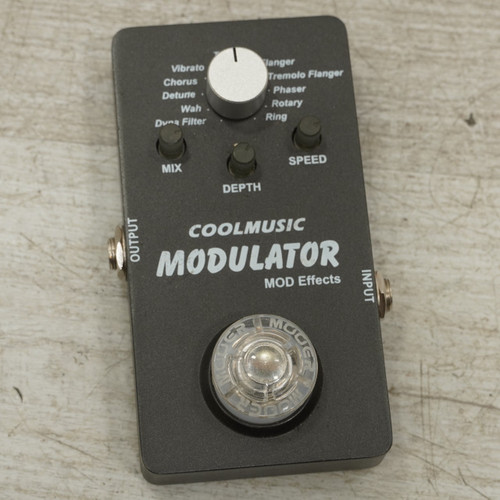 Vist Large View of Product Image Which is Used Coolmusic Modulator Multi-fx Pedal