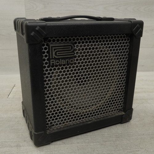 Vist Large View of Product Image Which is Used Roland Cube 15 1 X 8 Solid State Amplifier