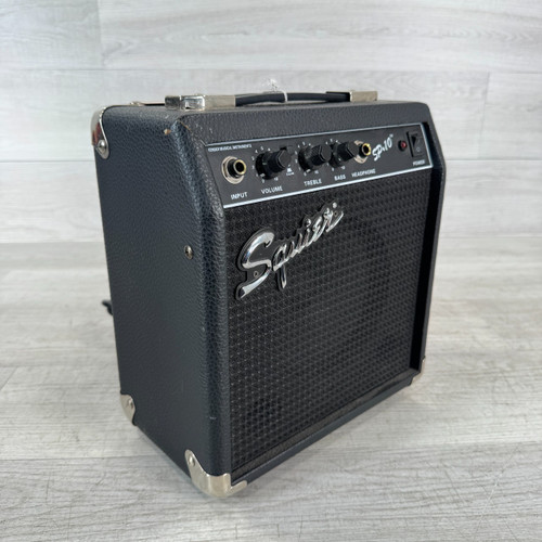 Vist Large View of Product Image Which is Used Squier SP-10 Guitar Combo Amp