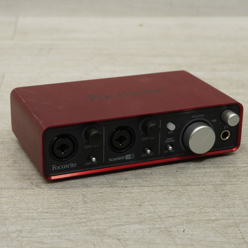 Vist Large View of Product Image Which is Used Focusrite Scarlett 2i2 1st Gen Computer Interface