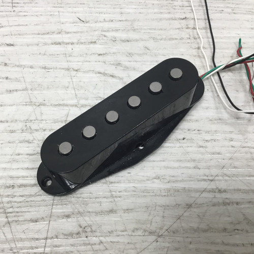 Vist Large View of Product Image Which is Used DiMarzio DP116SPU HS-2 Stacked Single Coil Guitar Pickup