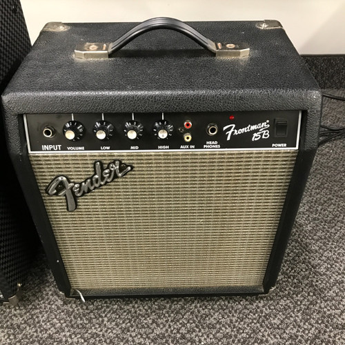 Vist Large View of Product Image Which is Used Fender FRONTMAN 15B 1 x 10 Bass Combo Amplifier 1 x 10
