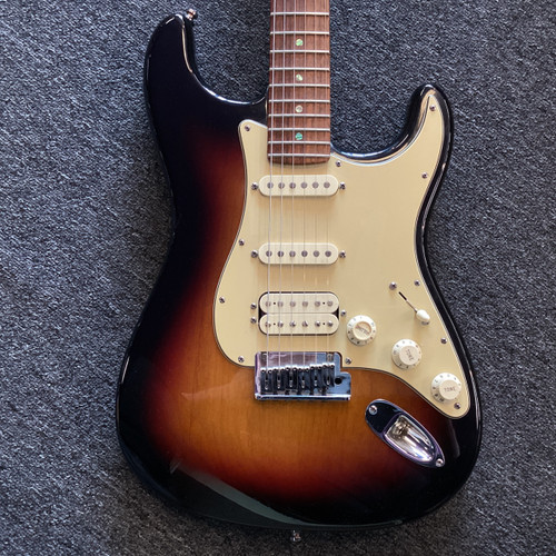 Vist Large View of Product Image Which is Used Fender AMERICAN DELUXE STRATOCASTER HSS S Type Electric Guitar Sunburst 6-String