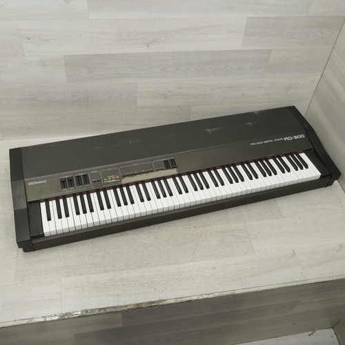 Vist Large View of Product Image Which is Used Roland RD-300 88-key Keyboard - Local Pickup Only