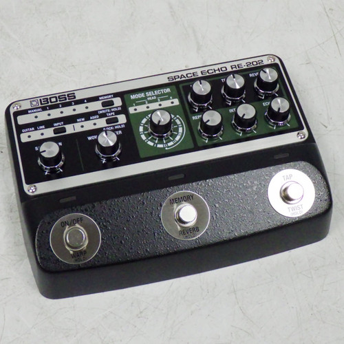 Vist Large View of Product Image Which is Used Boss RE-202 Delay Pedal