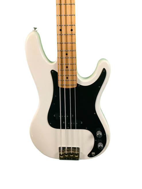 Vist Large View of Product Image Which is Used Epiphone ACCUE BASS Vintage P Type Bass Guitar White 4-String