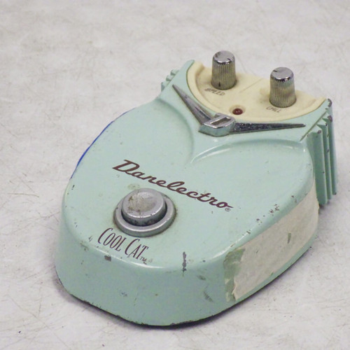 Vist Large View of Product Image Which is Used Danelectro COOL CAT Chorus Pedal