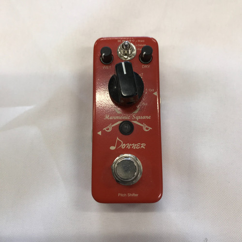 Vist Large View of Product Image Which is Used Donner HARMONIC SQUARE Tremolo Pedal