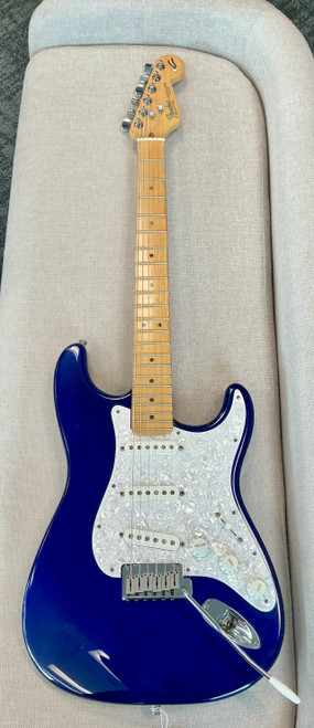 Vist Large View of Product Image Which is Used Fender 40TH ANNIVERSARY STRAT Vintage S Type Electric Guitar Blue 6-String