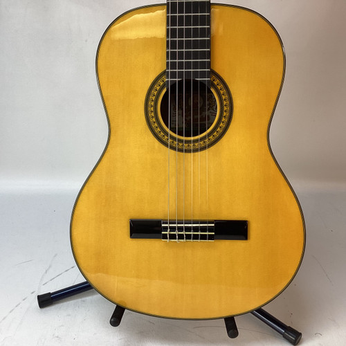 Vist Large View of Product Image Which is Used Oscar Schmidt OC11-A CLASSICAL B STOCK Laminate Top Acoustic Guitar Natural