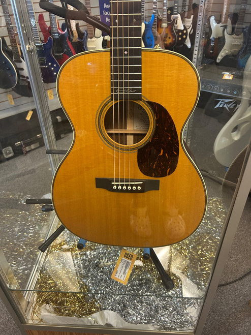 Vist Large View of Product Image Which is Used Martin D-18 MODERN DELUXE Solid Top Acoustic Guitar Wood