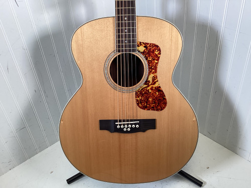 Vist Large View of Product Image Which is Used Guild BT-258E DELUXE Solid Top Acoustic Guitar Natural
